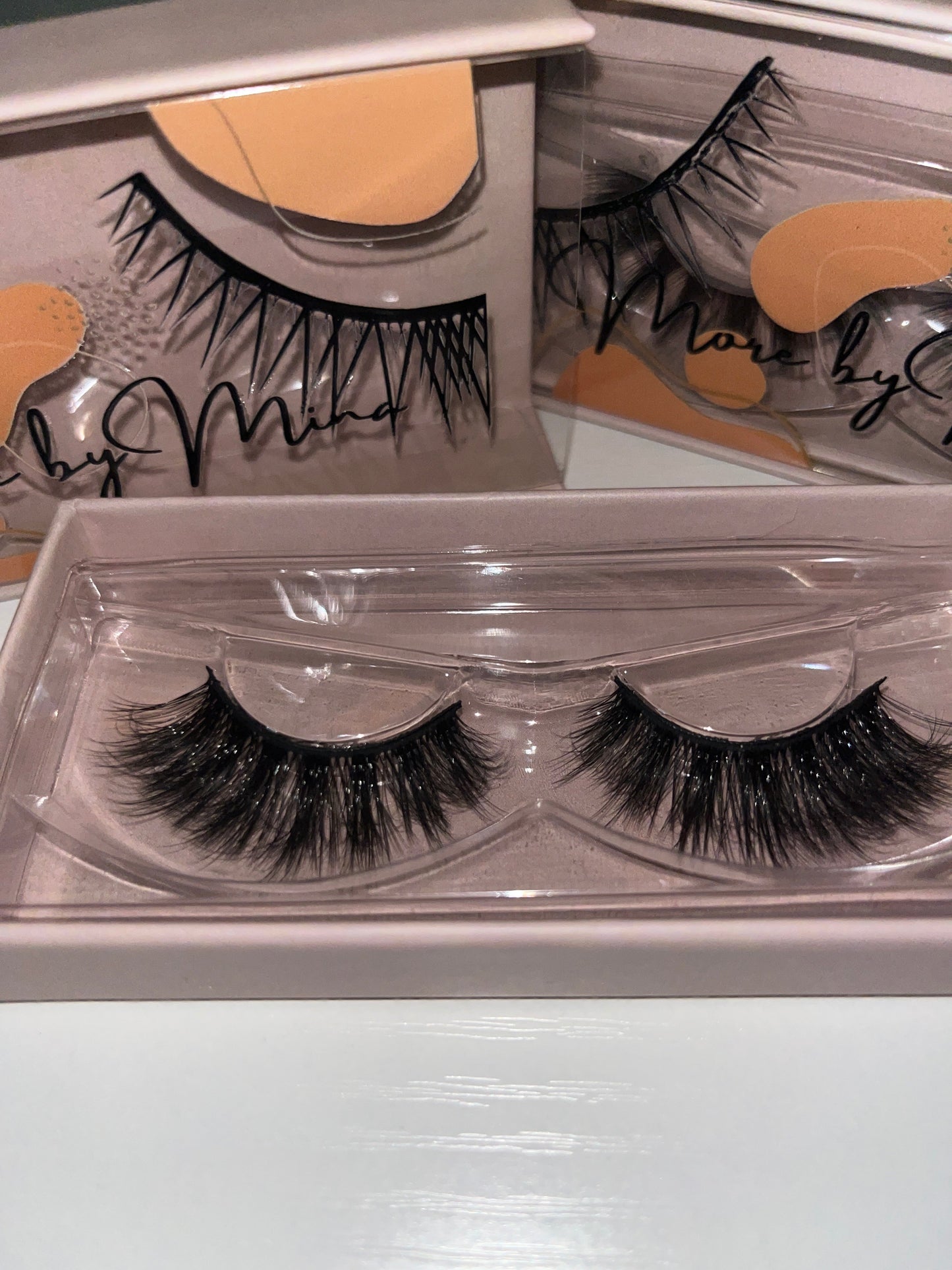 Stare Mink Lashes